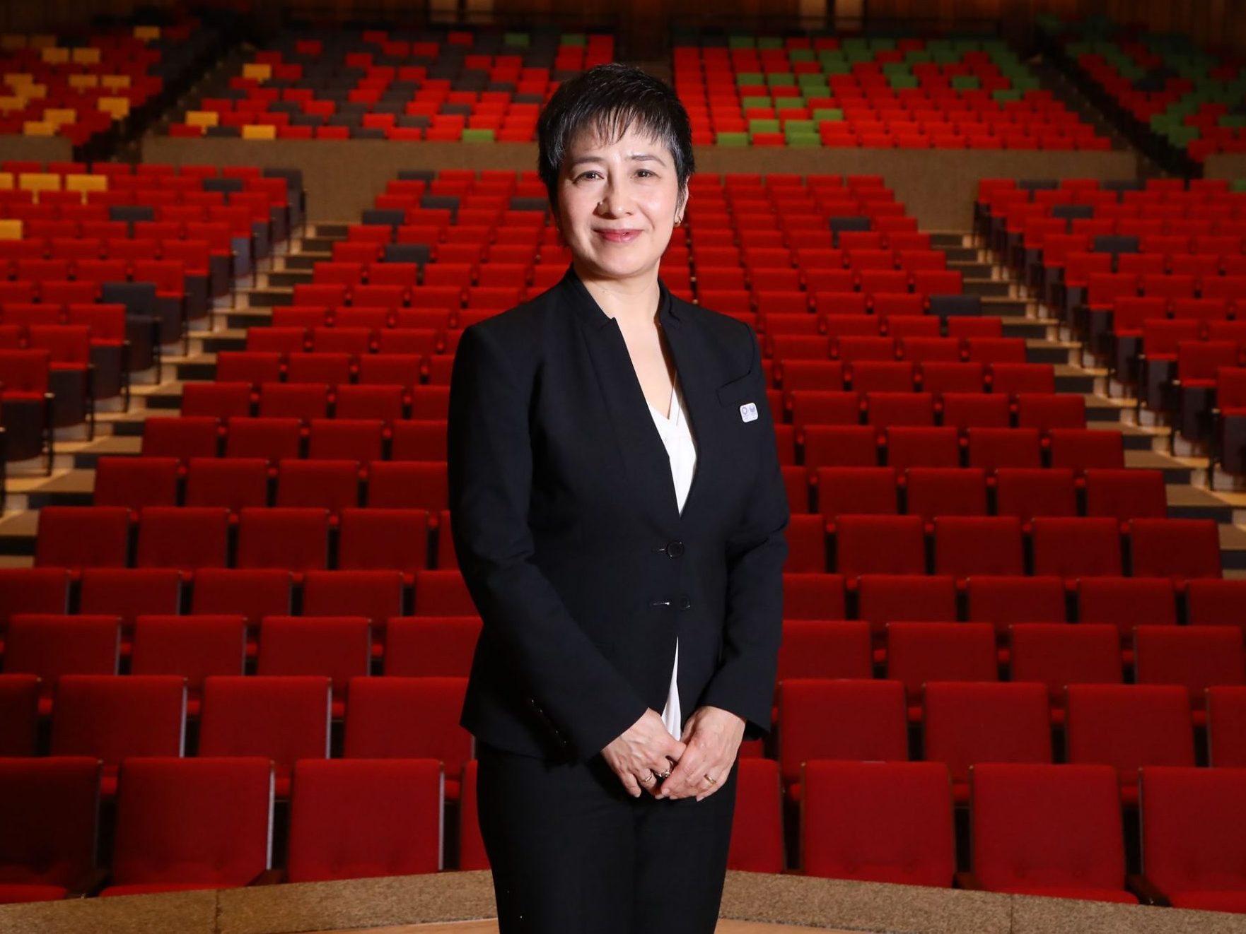 「<small>東京文化会館 事業企画課長</small><br>梶 奈生子」についての画像